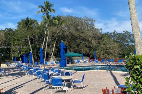 Copropriété à vendre à Davie, Floride: 2 chambres, 102.19 m2 № 2077667 - photo 10