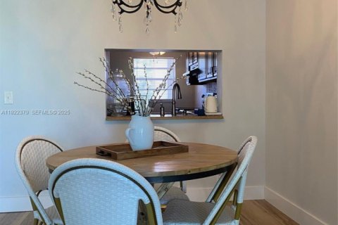 Copropriété à vendre à Davie, Floride: 2 chambres, 102.19 m2 № 2077667 - photo 23
