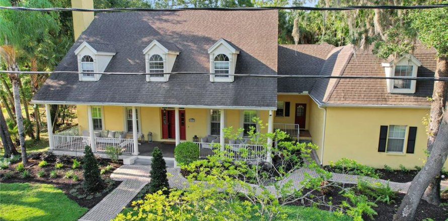 Casa en Temple Terrace, Florida 4 dormitorios, 379.51 m2 № 1190688