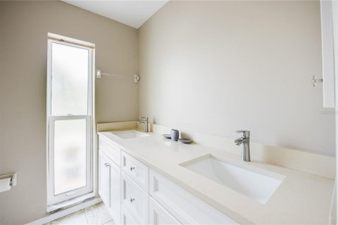 Villa ou maison à vendre à Venice, Floride: 3 chambres, 167.5 m2 № 2321433 - photo 10