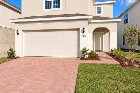 House in Davenport, Florida 4 bedrooms, 235.6 sq.m. № 2400257