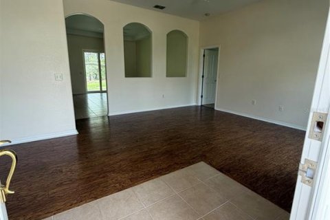 Villa ou maison à vendre à Weeki Wachee, Floride: 3 chambres, 201.69 m2 № 2266900 - photo 3