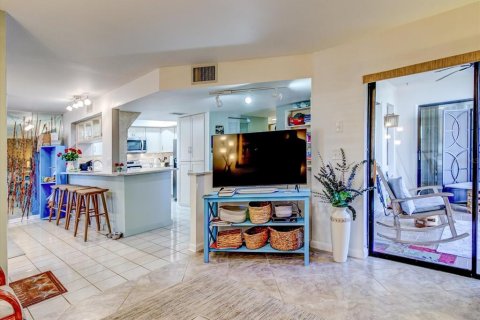 Condominio en venta en Tarpon Springs, Florida, 2 dormitorios, 94.3 m2 № 1533818 - foto 15