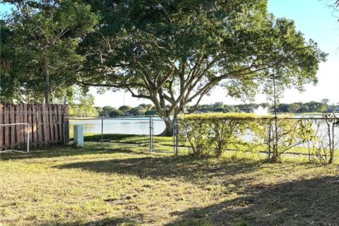 Купить виллу или дом в Майами, Флорида 3 спальни, 126.72м2, № 1973113 - фото 17