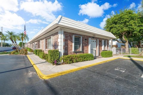 Copropriété à vendre à Pompano Beach, Floride: 1 chambre, 70.23 m2 № 2370610 - photo 2