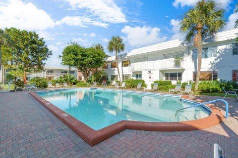 Copropriété à vendre à Pompano Beach, Floride: 1 chambre, 70.23 m2 № 2370610 - photo 30