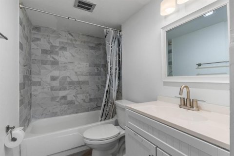 Copropriété à vendre à Pompano Beach, Floride: 1 chambre, 70.23 m2 № 2370610 - photo 21