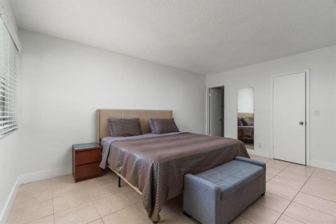 Copropriété à vendre à Pompano Beach, Floride: 1 chambre, 70.23 m2 № 2370610 - photo 14