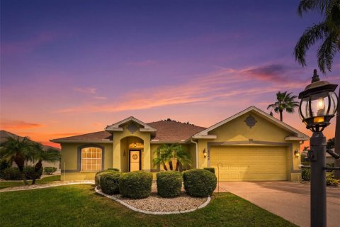 Villa ou maison à Sun City Center, Floride 4 chambres, 146.04 m2 № 2267118