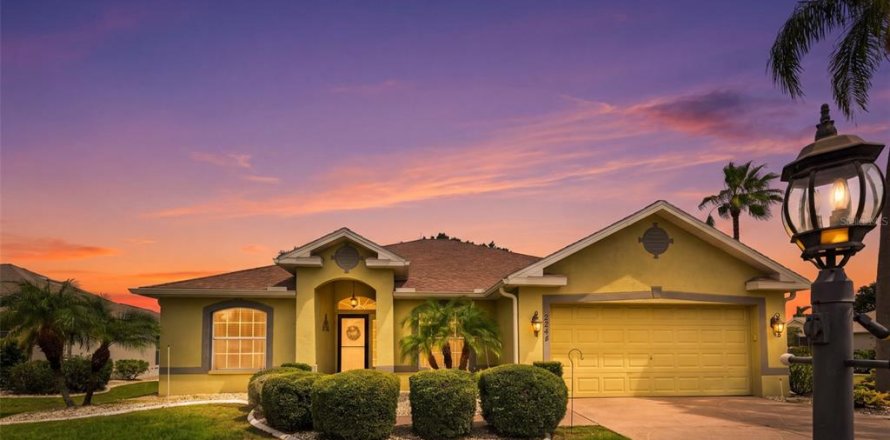 Casa en Sun City Center, Florida 4 dormitorios, 146.04 m2 № 2267118