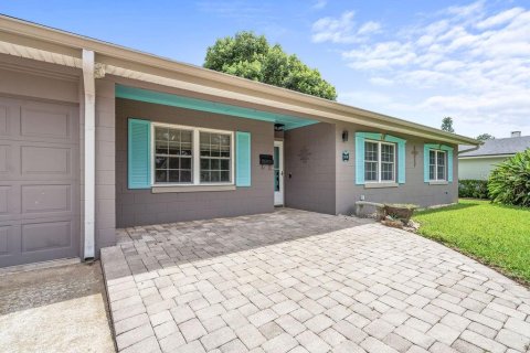 House in Winter Park, Florida 3 bedrooms, 209.59 sq.m. № 1837823 - photo 3