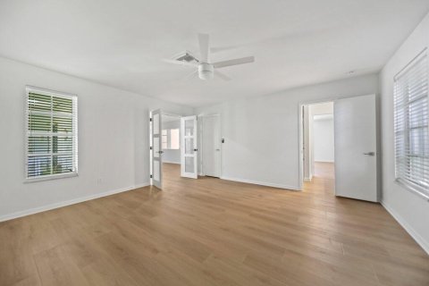 Villa ou maison à louer à Stuart, Floride: 3 chambres, 193.24 m2 № 2410789 - photo 12