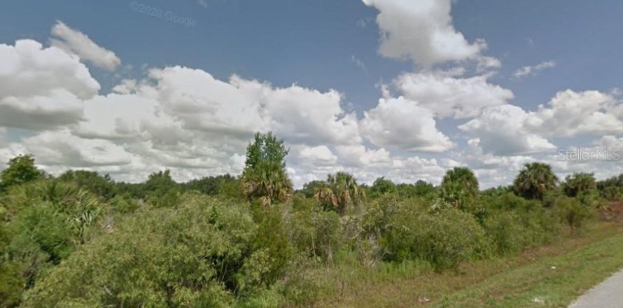 Land in Okeechobee, Florida № 2160460