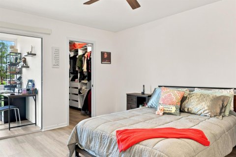 Condo in Deerfield Beach, Florida, 2 bedrooms  № 2286830 - photo 16