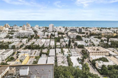 Condominio en venta en Miami Beach, Florida, 2 dormitorios, 68.75 m2 № 2090623 - foto 8