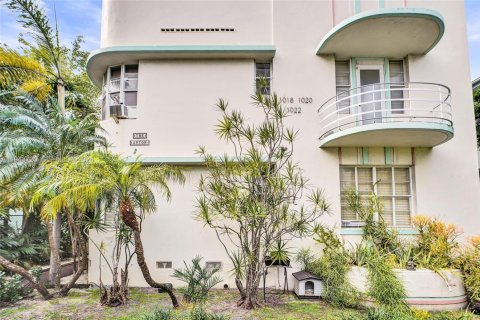 Condominio en venta en Miami Beach, Florida, 2 dormitorios, 68.75 m2 № 2090623 - foto 4