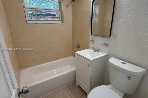 Immobilier commercial à vendre à Miami, Floride: 167.97 m2 № 2183539 - photo 17