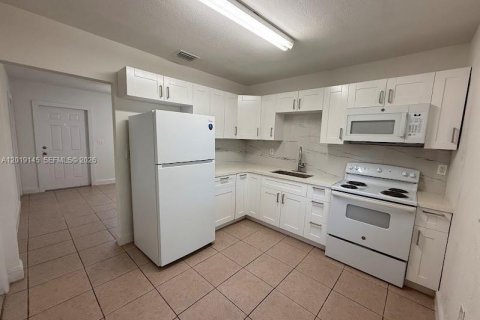 Immobilier commercial à vendre à Miami, Floride: 167.97 m2 № 2183539 - photo 28