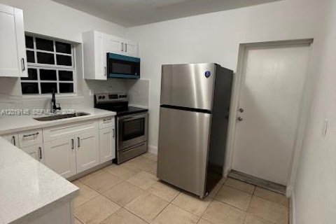 Immobilier commercial à vendre à Miami, Floride: 167.97 m2 № 2183539 - photo 5