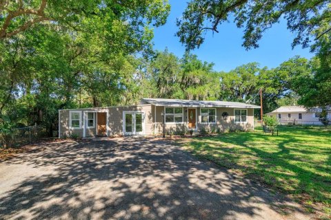 Immobilier commercial à vendre à Sanford, Floride: 4 chambres, 125.42 m2 № 2100836 - photo 2