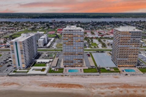 Copropriété à vendre à Daytona Beach, Floride: 2 chambres, 120.31 m2 № 2347194 - photo 6