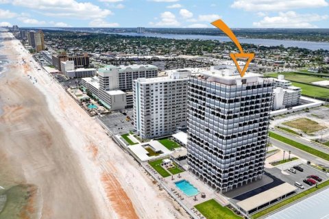 Copropriété à vendre à Daytona Beach, Floride: 2 chambres, 120.31 m2 № 2347194 - photo 7