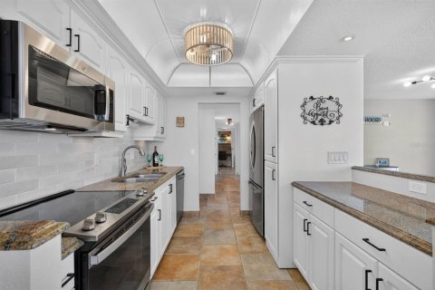 Copropriété à vendre à Daytona Beach, Floride: 2 chambres, 120.31 m2 № 2347194 - photo 24