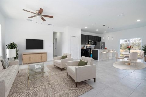 Casa en alquiler en Citrus Springs, Florida, 4 dormitorios, 146.79 m2 № 1885889 - foto 3