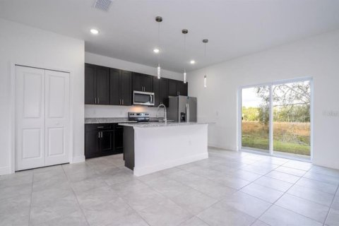 Casa en alquiler en Citrus Springs, Florida, 4 dormitorios, 146.79 m2 № 1885889 - foto 7