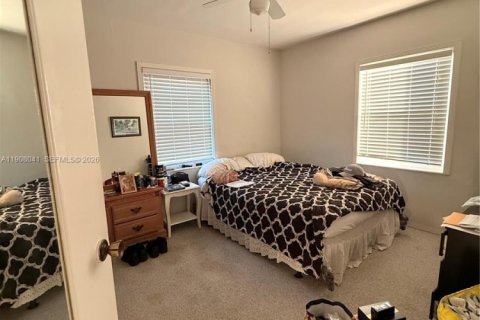 Купить кондоминиум в Майами, Флорида 2 спальни, 73.02м2, № 2053470 - фото 2