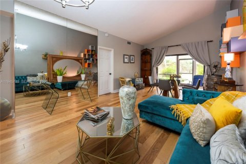 Condominio en venta en Weston, Florida, 3 dormitorios, 117.8 m2 № 2005811 - foto 6