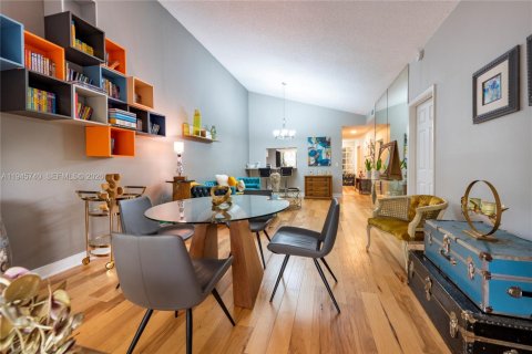 Condominio en venta en Weston, Florida, 3 dormitorios, 117.8 m2 № 2005811 - foto 8