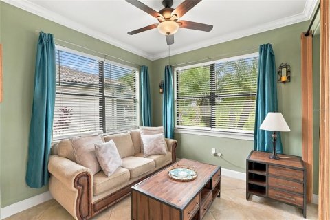 Villa ou maison à vendre à North Port, Floride: 2 chambres, 166.2 m2 № 2412683 - photo 19