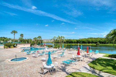 Copropriété à vendre à Saint Petersburg, Floride: 1 chambre, 73.39 m2 № 2156802 - photo 27