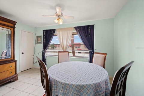 Copropriété à vendre à Saint Petersburg, Floride: 1 chambre, 73.39 m2 № 2156802 - photo 13
