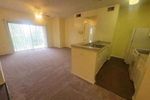Condominio en alquiler en Tampa, Florida, 1 dormitorio, 68.56 m2 № 1911731 - foto 4