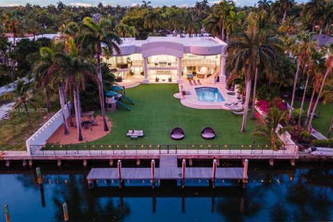 Villa ou maison à vendre à Hollywood, Floride: 8 chambres, 624.12 m2 № 2064065 - photo 29
