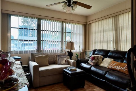 Condo in Plantation, Florida, 2 bedrooms  № 2185264 - photo 7