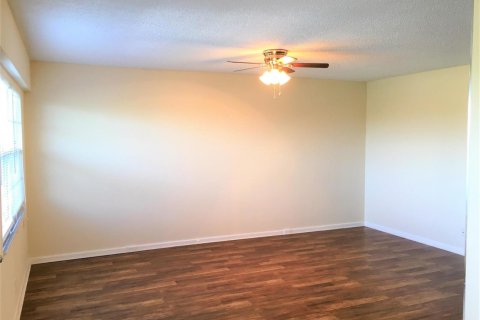Condominio en venta en Pembroke Pines, Florida, 2 dormitorios, 88.63 m2 № 2184500 - foto 4