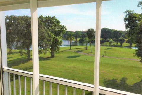 Condominio en venta en Pembroke Pines, Florida, 2 dormitorios, 88.63 m2 № 2184500 - foto 25