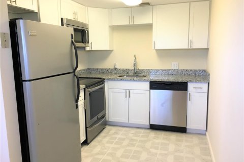 Condominio en venta en Pembroke Pines, Florida, 2 dormitorios, 88.63 m2 № 2184500 - foto 2