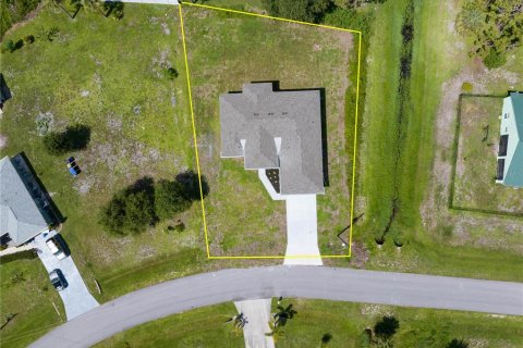 House in North Port, Florida 3 bedrooms, 154.68 sq.m. № 1831302 - photo 21