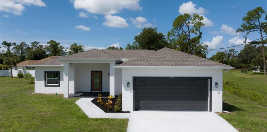 House in North Port, Florida 3 bedrooms, 154.68 sq.m. № 1831302