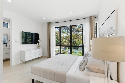 Townhouse in Miami, Florida 3 bedrooms, 154.31 sq.m. № 2023694 - photo 20