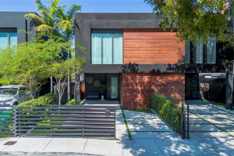 Townhouse in Miami, Florida 3 bedrooms, 154.31 sq.m. № 2023694 - photo 7