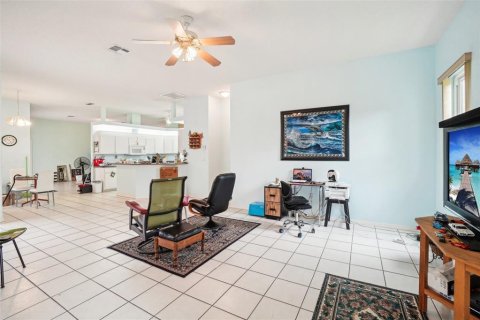 Villa ou maison à vendre à Spring Hill, Floride: 3 chambres, 221.66 m2 № 1385169 - photo 8