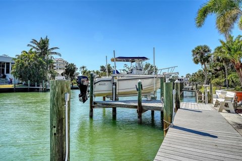 Casa en venta en Sarasota, Florida, 3 dormitorios, 347.73 m2 № 1529433 - foto 14