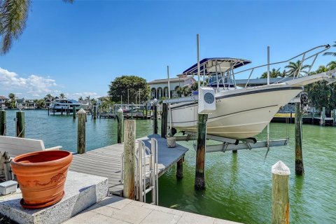 Casa en venta en Sarasota, Florida, 3 dormitorios, 347.73 m2 № 1529433 - foto 16
