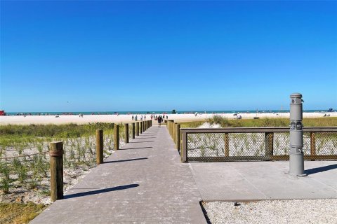 Casa en venta en Sarasota, Florida, 3 dormitorios, 347.73 m2 № 1529433 - foto 29