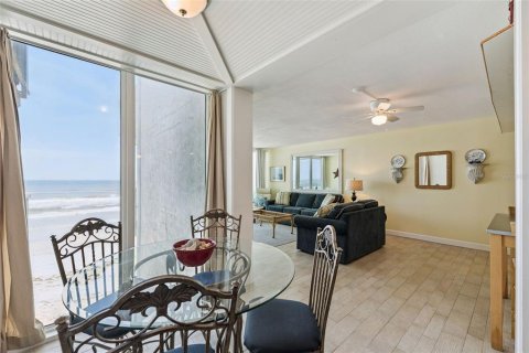 Condominio en venta en New Smyrna Beach, Florida, 3 dormitorios, 138.42 m2 № 2124709 - foto 9